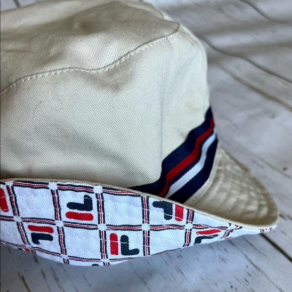 SOLD … FILA Bucket hat - Picture 7 of 7